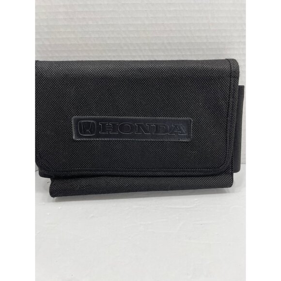 2011 Honda civic owner manual with binder - Picture 6 of 8